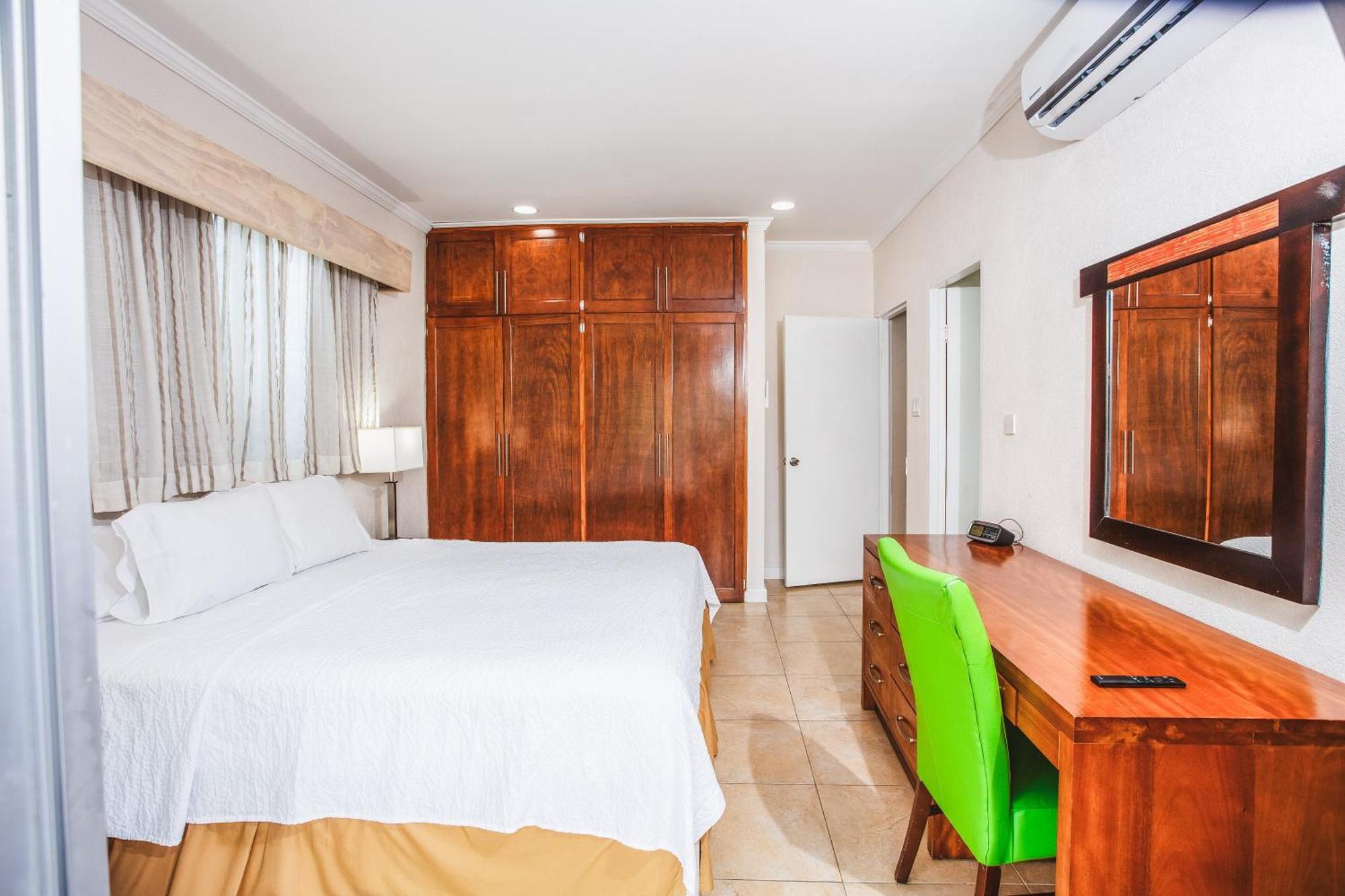 Blue Horizon Hotel Rockley Dış mekan fotoğraf